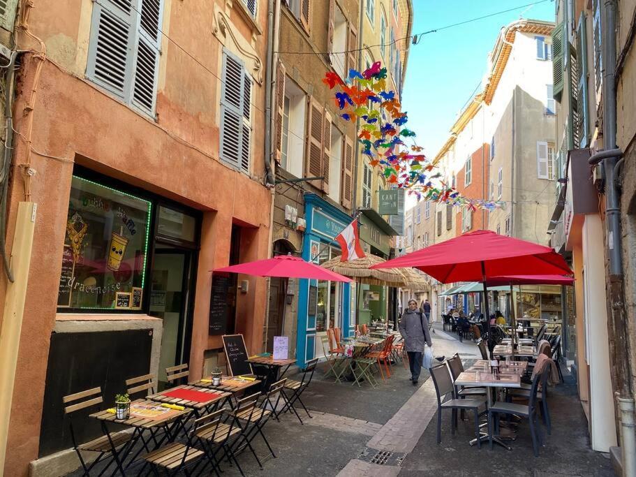 Akropole De Caroline, Central, Lumineux, Calme, Free Parking, Lift, 3 Beds Ντραγκινιάν Εξωτερικό φωτογραφία